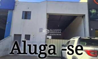 Imagem 2: Salão 140m² Galpão / depósito com aluguel por R$3.000 /mês