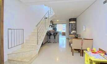 Imagem 7: PORTO ALEGRE - Casa Padrão - Hípica