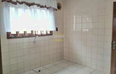 Imagem 2: CASA no IRIRIÚ com 3 quartos para LOCAÇÃO, 104 m²