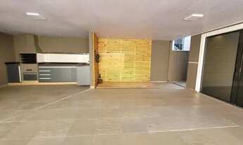 Imagem 5: Sobrado de Alto padrão com Piscina na melhor localização do Villa Branca