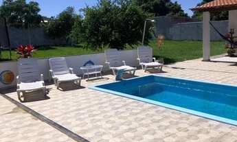 Imagem 2: Casa com piscina churrasqueira