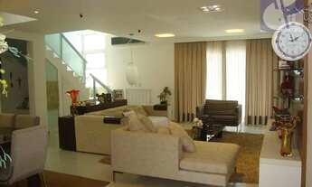 Imagem: Casa de Luxo em Condomínio Fechado, José