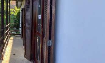 Imagem 4: Casa ampla com sacada