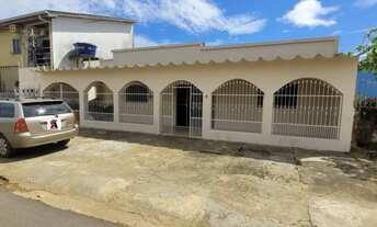 Imagem 2: Casa Casa com 4 dormitórios