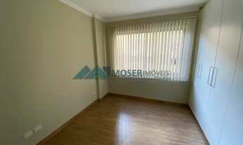 Imagem 6: Apartamento com 2 quartos para alugar, 70.00 m2 por R$ 2200.00 - Centro - Curitiba/PR