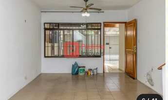 Imagem 6: Sobrado com 2 dormitórios para locação com armários, sala dois ambientes, 135 m², edicula