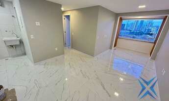 Imagem 2: Apartamento com 2 dormitórios para alugar, 55 m² por R$ 2.520,00/mês - Centro - Fortaleza