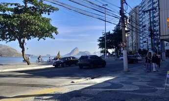 Imagem 4: Apartamento com 3Quartos, banheiro social, icarai praia.