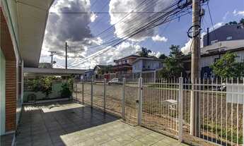 Imagem 6: Ampla casa de dois pisos