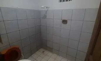 Imagem 4: Aluga-se casa R$ 450,00, incluso água e energia