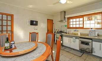 Imagem 4: Casa com 3 Dormitórios no Bairro Tristeza na Zona Sul de Porto Alegre