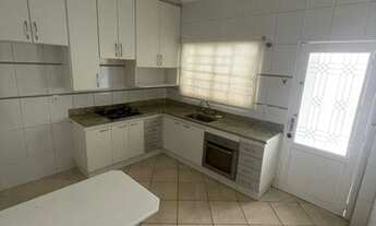 Imagem 6: Aluga-se excelente Casa Assobrada Condomínio Damha III