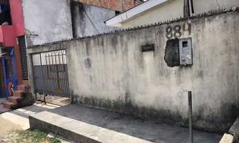 Imagem: Casa Espaçosa com 4 Quartos, 1 Suíte e