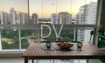 Imagem 2: Apartamento para aluguel com 4 quartos na Península