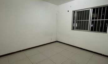 Imagem 3: Apartamento para aluguel possui 45 metros quadrados com 2 quartos em Luiz Anselmo - Salvad