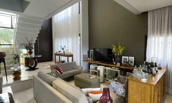 Imagem: Casa de condomínio Belvedere I tem 247m2