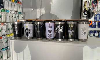 Imagem 3: Lojas de celular amontoada