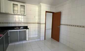 Imagem 5: A.Moura Gestor Imobiliario Vende Apartamento com 3 quartos (1 suíte) no Plaza Sevilha