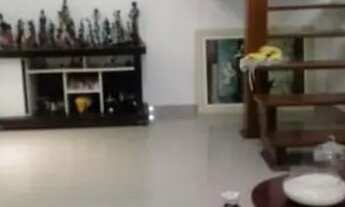 Imagem 2: Casa duplex à venda