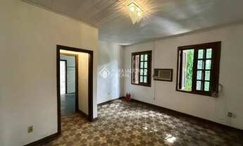 Imagem 2: Casa 3 quarto(s), no bairro Mont Serrat