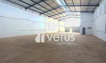 Imagem: Galpão Comercial 550m² Novo Mundo - Uberlândia