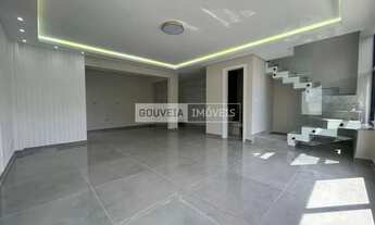 Imagem 3: Sobrado Triplex com 3 Dormitórios, 1 Suíte, 134 m², à venda por R$ 940.000 - Portão, Curit