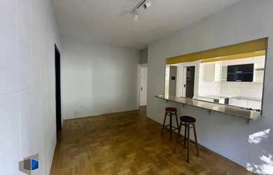 Imagem 3: Apartamento semi mobilado de 2 dormitórios bairro Moinhos de Vento