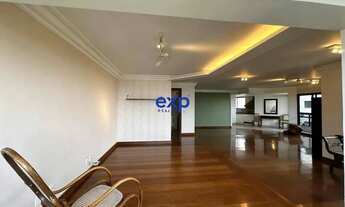 Imagem 7: Conforto e Estilo em 210m² - Viva com Qualidade em um Espaço Único