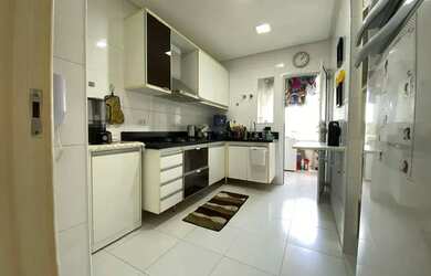 Imagem 4: Imóvel para venda tem 80 metros quadrados com 3 quartos em Pompéia - Santos - SP