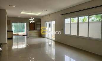 Imagem: Casa em Condomínio com 3 Suítes, 4 Vagas