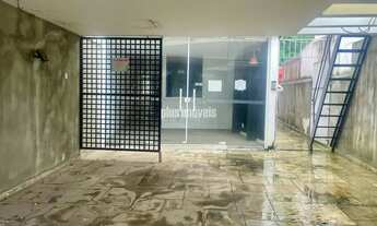 Imagem 2: Casa com 6 Quartos para alugar, 190m² - Granja Julieta