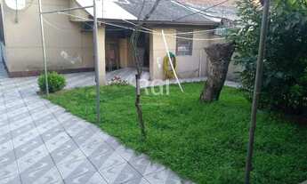 Imagem: Casa de 3 dormitórios, vagas e pátio