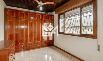 Imagem 4: Casa de 4 quartos com 2 suítes em Cavalhada, Porto Alegre 5 vagas