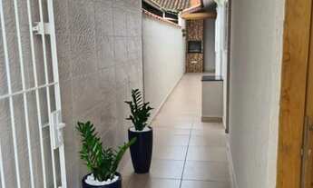 Imagem 6: Casa para venda possui 90 metros quadrados com 2 quartos em Maracanã - Praia Grande - SP