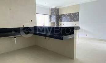 Imagem 2: Casa para venda com 120 metros quadrados com 3 quartos