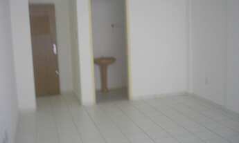 Imagem 2: Comercial/Industrial de 34 metros quadrados no bairro Centro Histórico