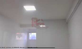 Imagem 6: Três quartos com suíte, reformado, ventilado e legalizado para financiar!