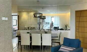 Imagem: Apartamento - 4 Dormitórios - 157m²