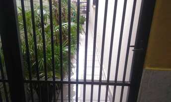 Imagem 4: Casa de Vila Térrea, 2 Dormitórios, Lateral, Bairro Embaré