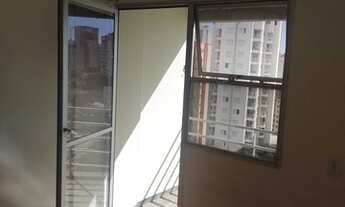 Imagem 3: Kitnet aluguel 38 m2. Centro nobre, casada, andar alto, sacada, piso frio. port 24 horas