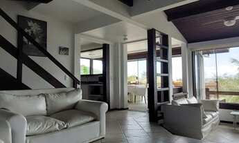 Imagem 4: GERIBÁ - BÚZIOS/RJ - BELA CASA TRIPLEX, COM MUITO VERDE E VISTA PANORÂMICA DE GERIBÁ