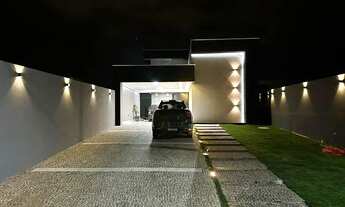 Imagem 3: Casa de condomínio para venda tem 350 metros quadrados com 4 quartos