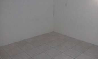 Imagem 3: Casa para Locação em Fortaleza, Conjunto Ceará II, 2 dormitórios, 1 banheiro, 1 vaga