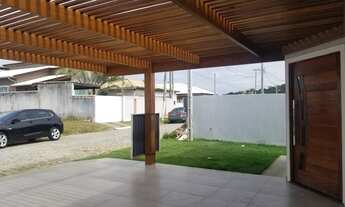 Imagem 4: Linda casa nova e linear com fino padrão de acabamento - São Pedro da Aldeia com 3 quartos