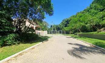 Imagem: Terreno à venda em condomínio fechado