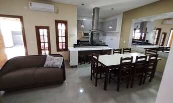 Imagem 7: Casa para venda tem 250 metros quadrados com 3 quartos em Balneario Monte Carlo - Ilha Com