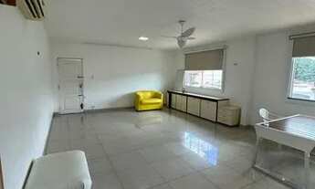 Imagem 3: CASA NO DOM PEDRO/ PROX LA SALLE, COM 4 QUARTOS SENDO 2 SUÍTES