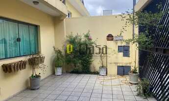 Imagem 2: Sobrada em Vila, 3 suítes, 2 salas, 3 vagas!