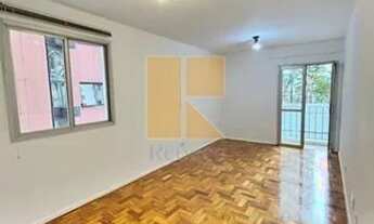 Imagem 1: Aluga-se apartamento reformado com sacada ? BELA VISTA