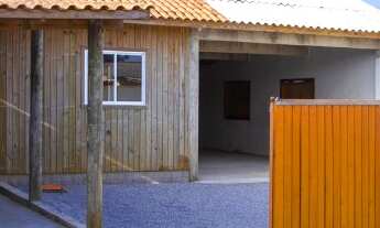 Imagem: Casa em Imbituba, localizada no bairro Alto